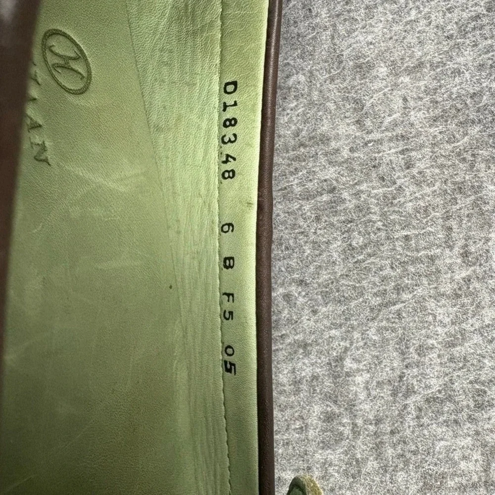 Cole Haan Olive Green Suede Leather Loafers Size 6B Women's Comfort Dress‎ Shoes